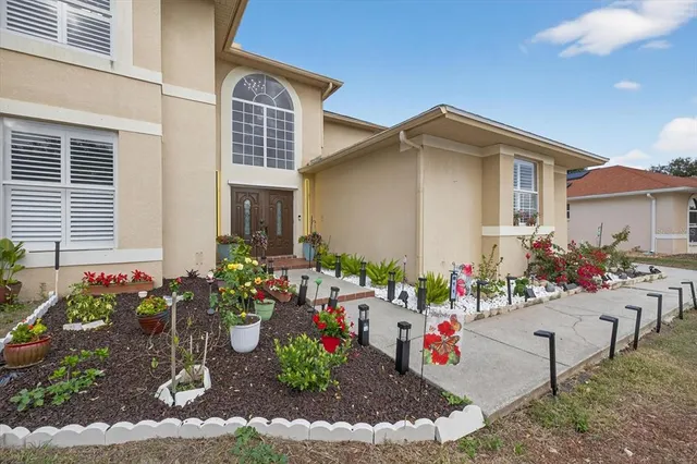 $750,000 | 811 Sandcastle Circle, Brandon, FL 33511