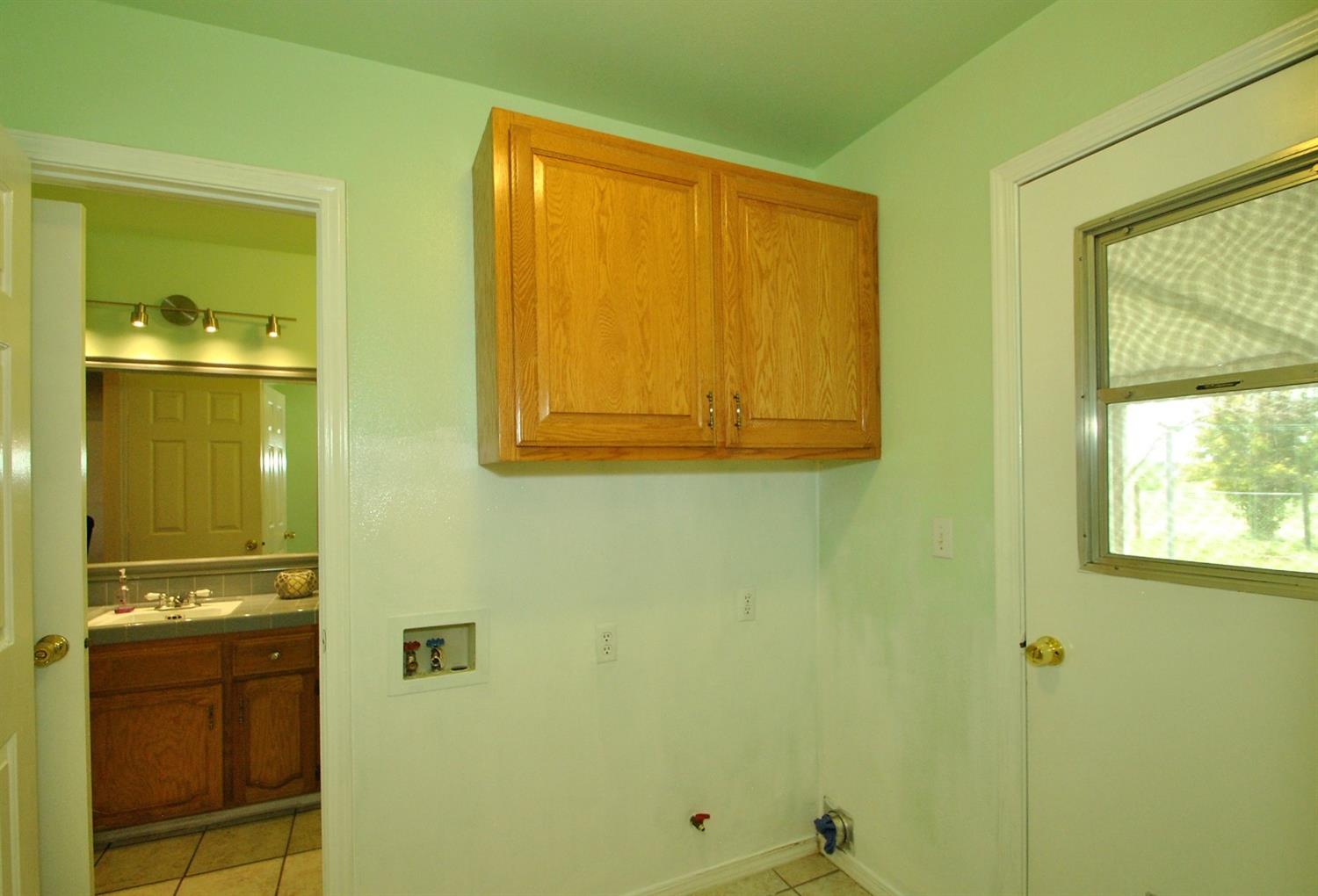 15250 Monreal Road Madera, CA 93636 - Photo 11 of 32 Gallery Image 11