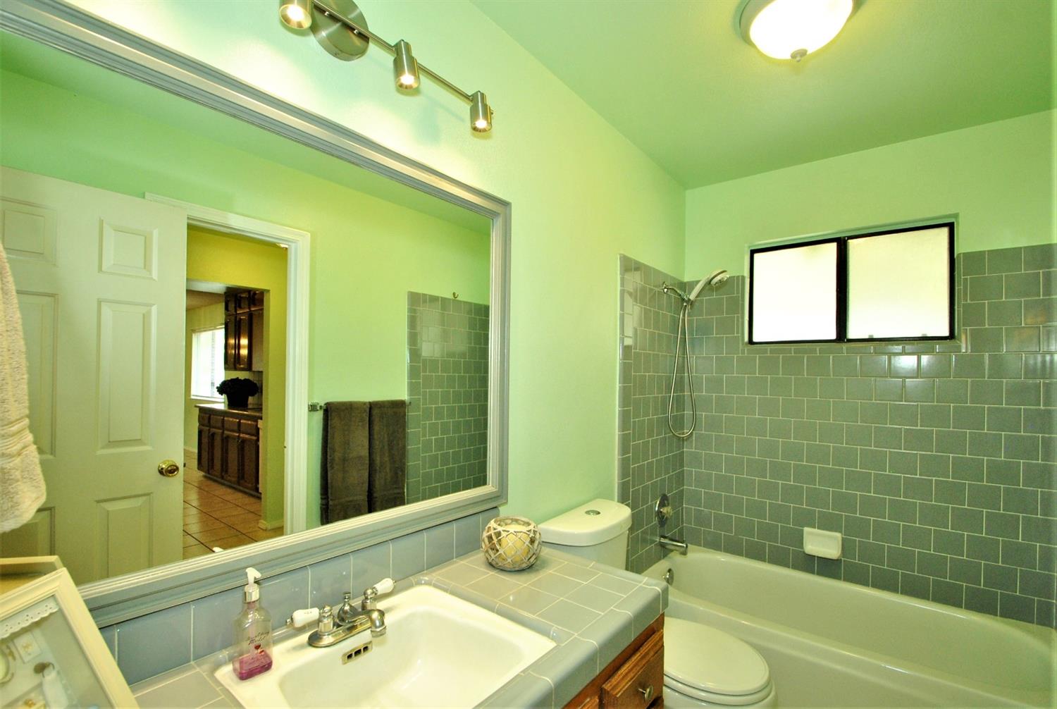 15250 Monreal Road Madera, CA 93636 - Photo 13 of 32 Gallery Image 13