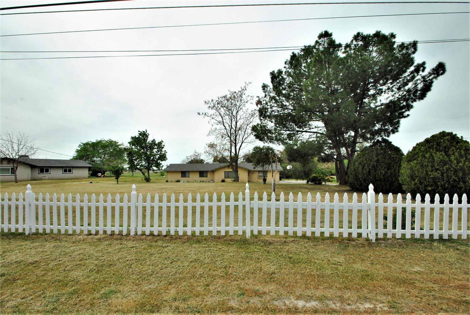 15250 Monreal Road Madera, CA 93636 - Photo 15 of 32 Gallery Image 15