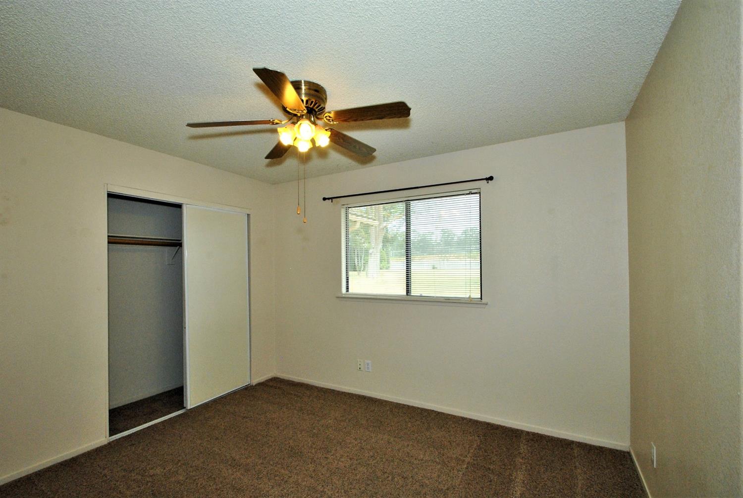 15250 Monreal Road Madera, CA 93636 - Photo 19 of 32 Gallery Image 19