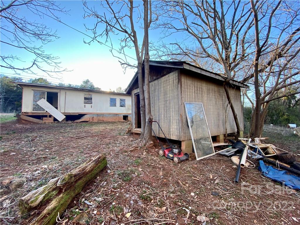 914 Highway 221 Rutherfordton, NC 28139 - Photo 21 of 48 Gallery Image 21