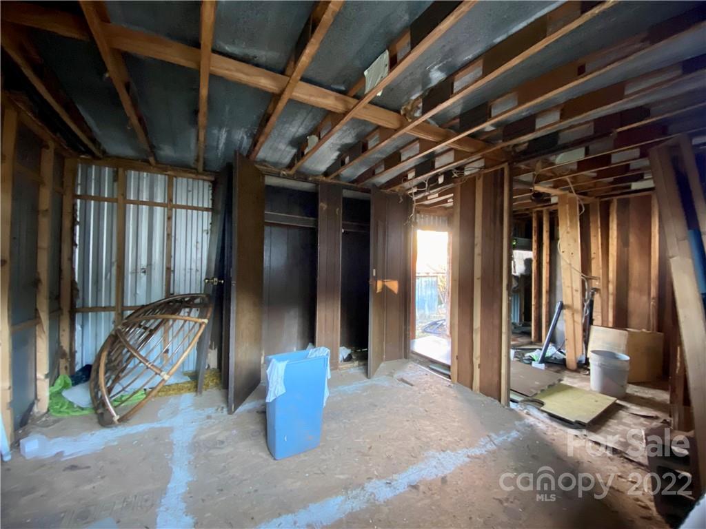 914 Highway 221 Rutherfordton, NC 28139 - Photo 24 of 48 Gallery Image 24