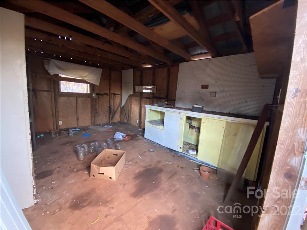 914 Highway 221 Rutherfordton, NC 28139 - Photo 46 of 48 Gallery Image 46