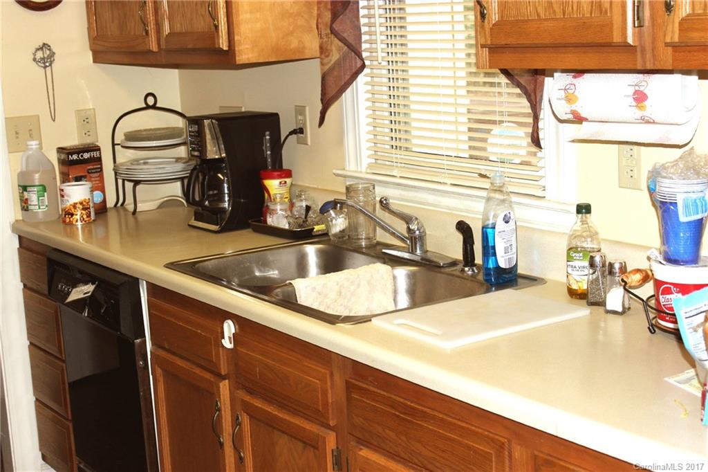 16 Maple Road Arden, NC 28704 - Photo 8 of 18 Gallery Image 8