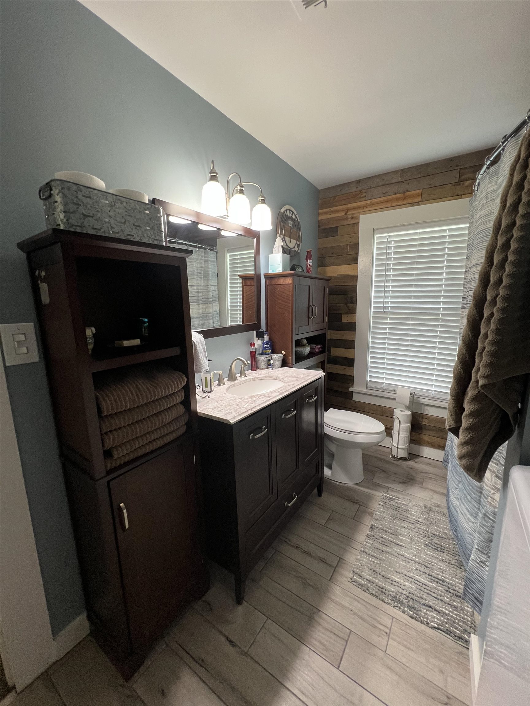 8473 Calkins Road Flint, MI 48532 - Photo 26 of 53