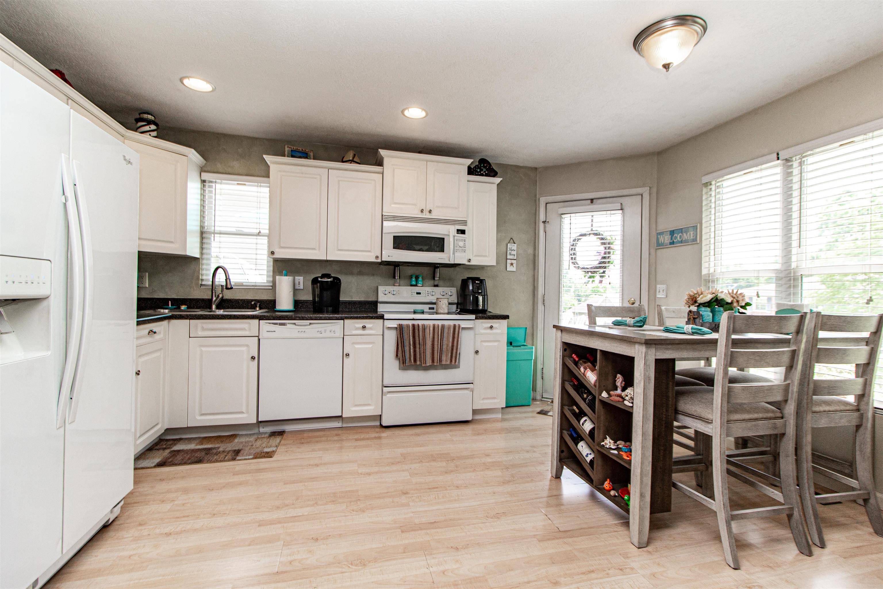 2215 Sanders Road Ashland, KY 41101 - Photo 11 of 21