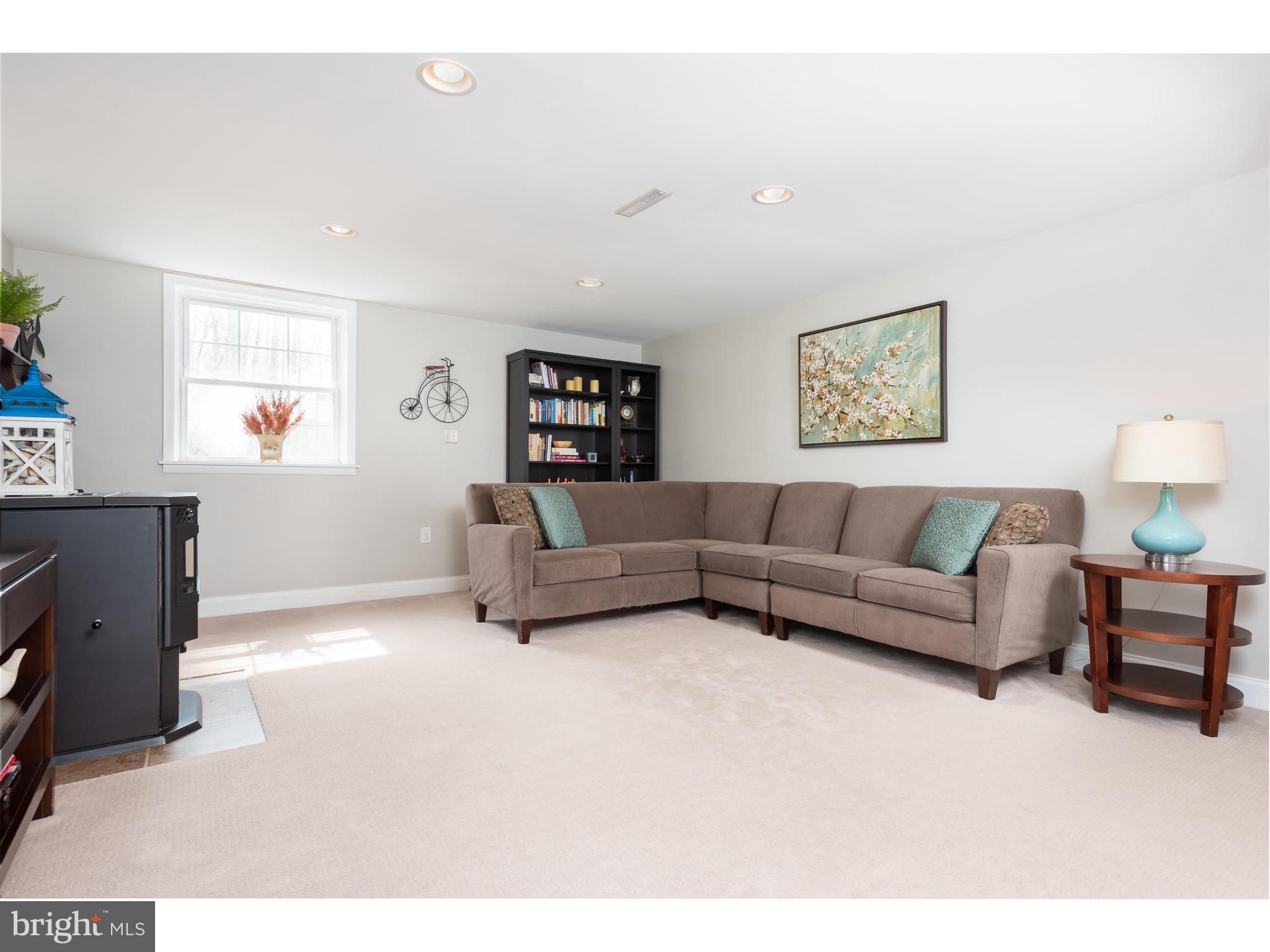 870 Taylor Road Downingtown, PA 19335 - Photo 11 of 24 Family Room