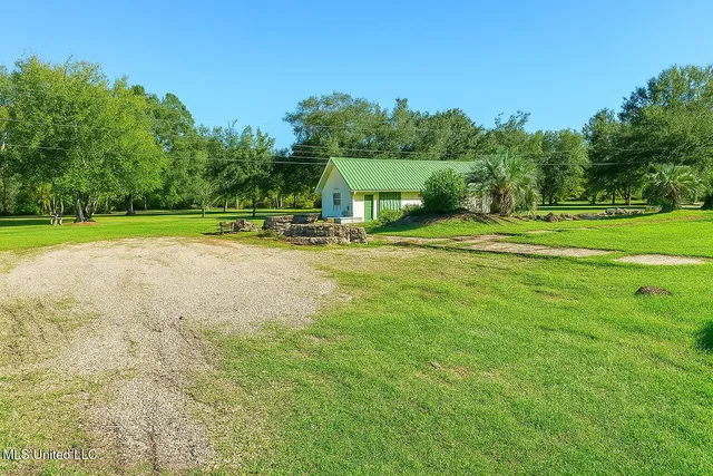 $420,000 | 119 Ceasar Road, Picayune, MS 39466