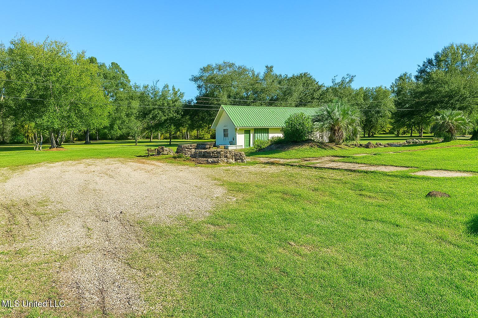 119 Ceasar Road Picayune, MS 39466 - Photo 14 of 25 Caesar Photo 37