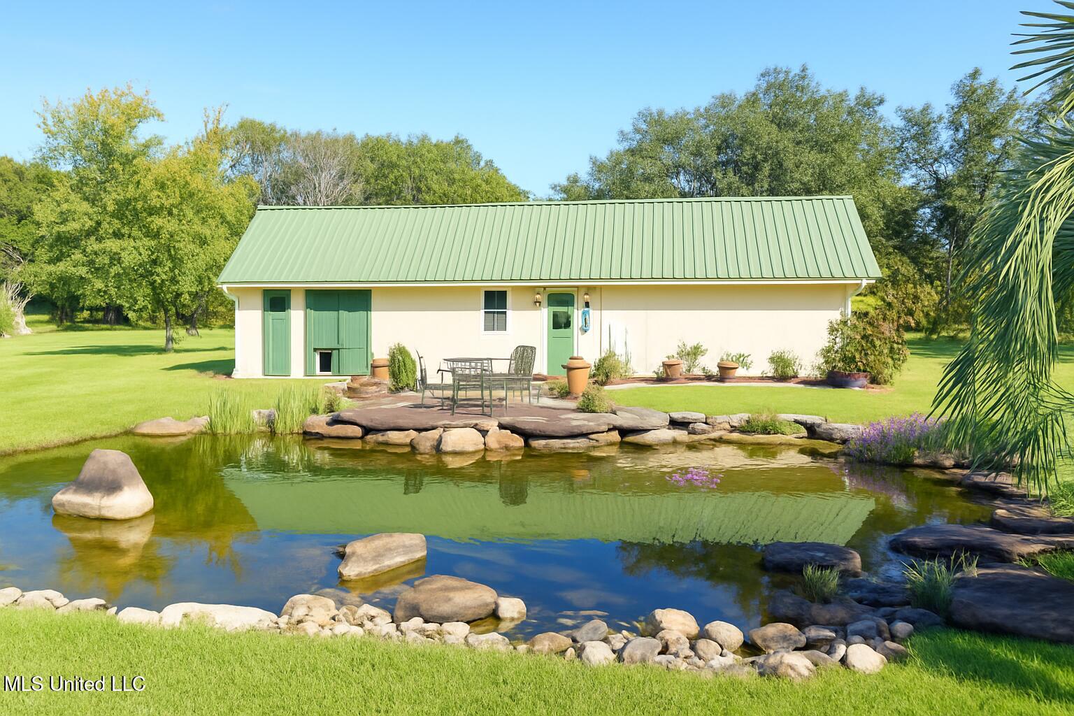 119 Ceasar Road Picayune, MS 39466 - Photo 7 of 25 Caesar Photo 12 Waterfall