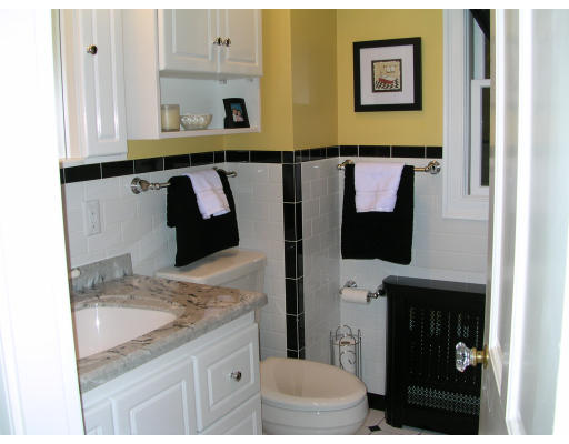 9 Trinity Road Marblehead, MA 01945 - Photo 10 of 10 Gallery Image 10