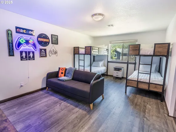 $924,500 | 33495 Cape Kiwanda Drive, Pacific City, OR 97135