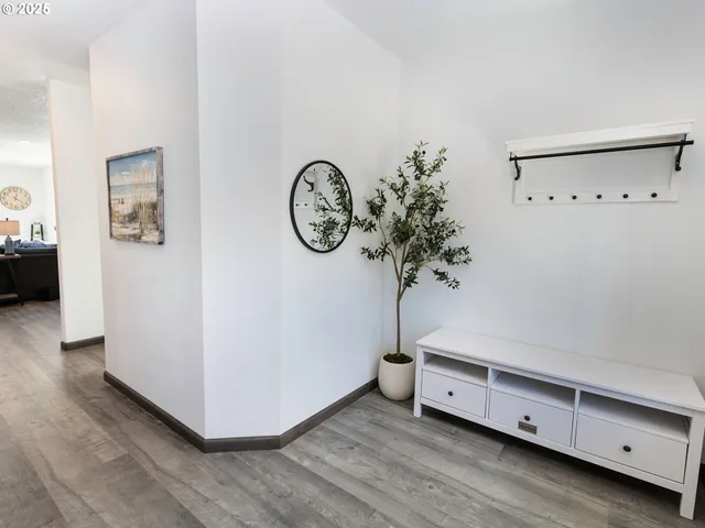 $949,000 | 33495 Cape Kiwanda Drive, Pacific City, OR 97135