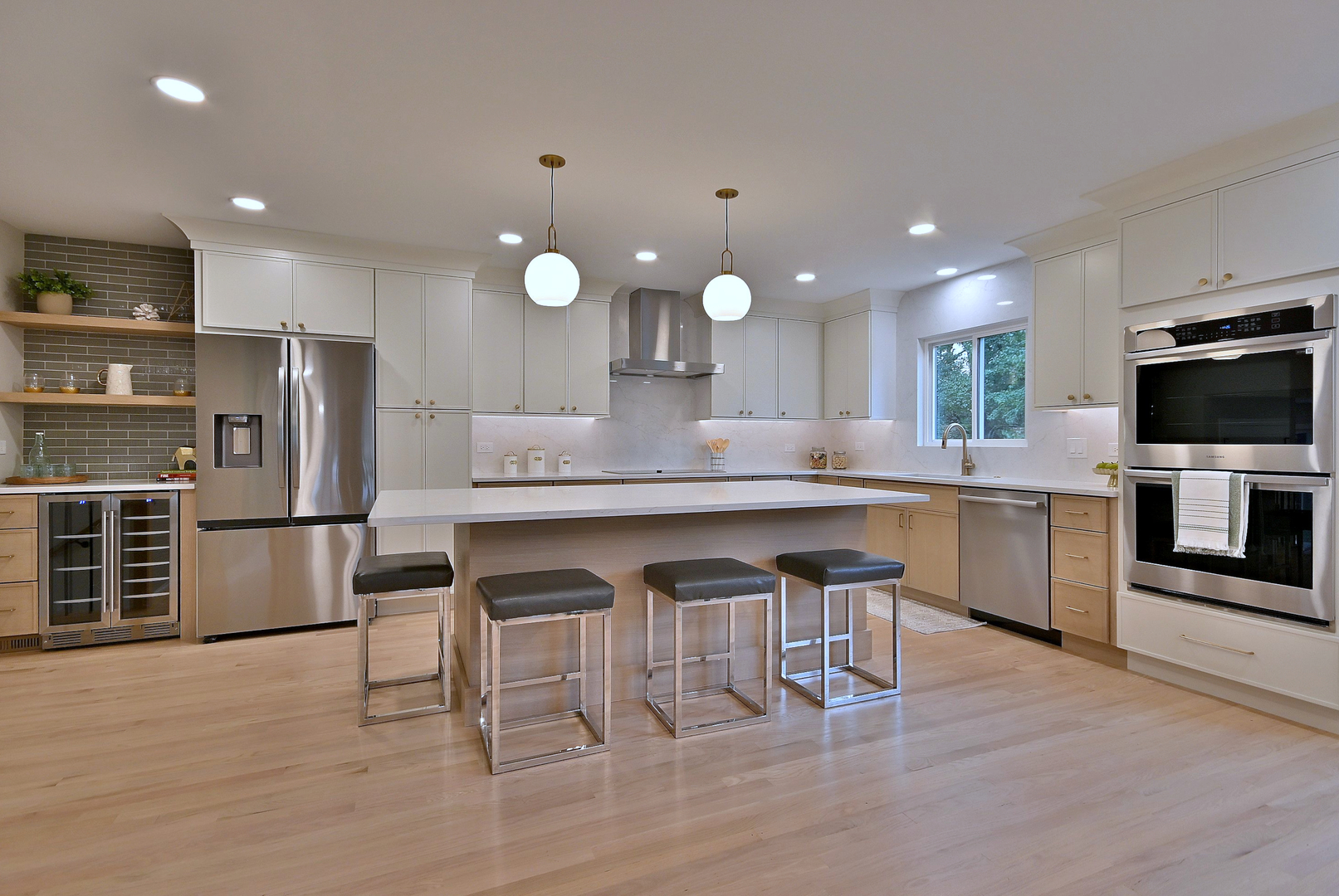 705 Edgewood Avenue Elmhurst, IL 60126 - Photo 11 of 45