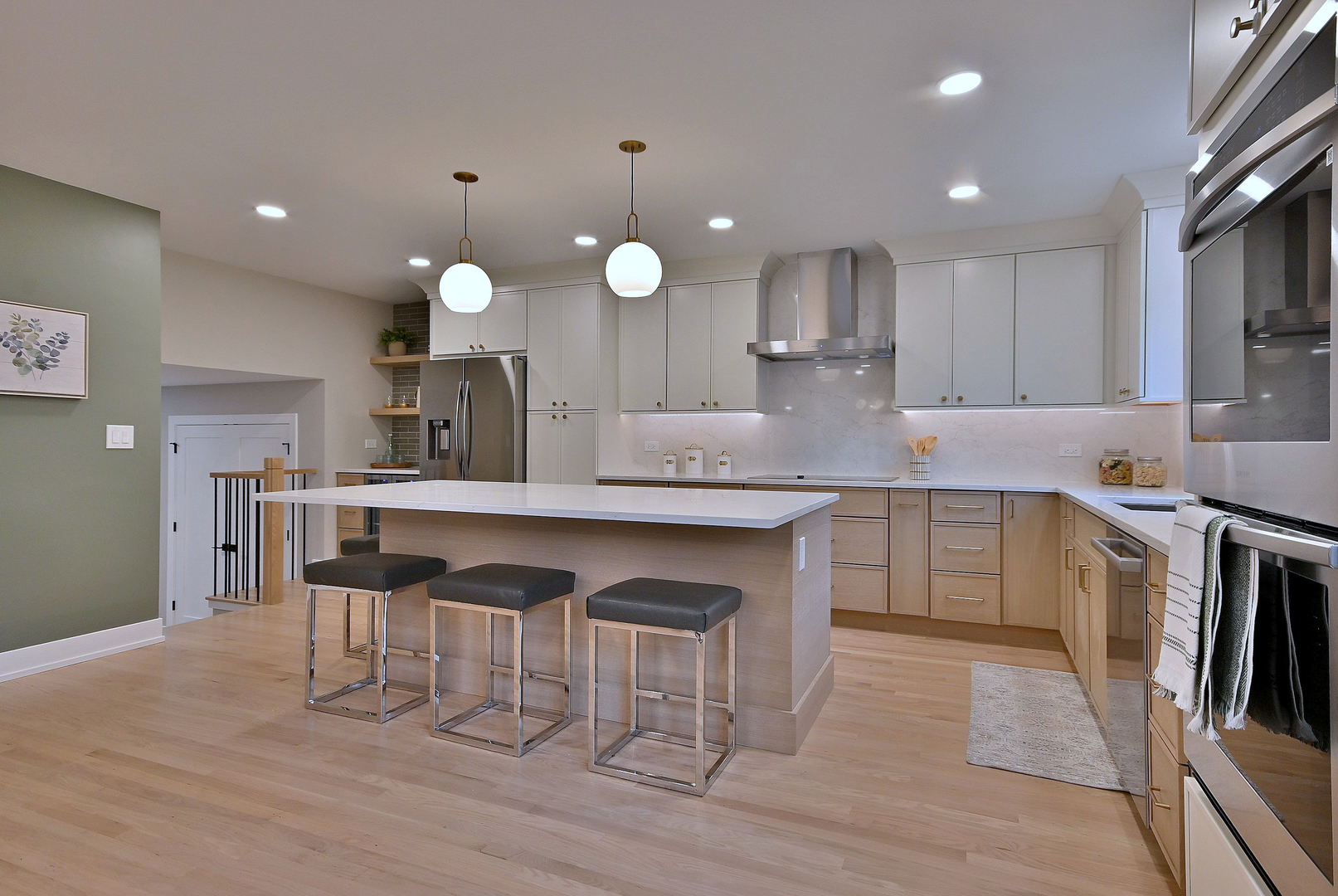 705 Edgewood Avenue Elmhurst, IL 60126 - Photo 10 of 45