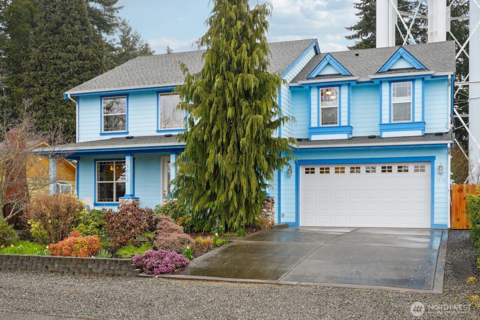 1216 Monroe Avenue Northeast Renton, WA 98056 - Photo 1 of 38 Gallery Image 1