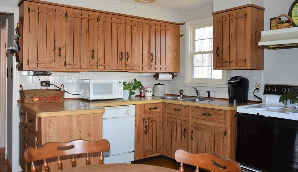 12 Mill Road Dudley, MA 01571 - Photo 10 of 31 Gallery Image 10