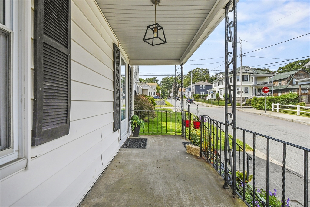 209 Rathgar Street Fall River, MA 02720 - Photo 4 of 41 Gallery Image 4