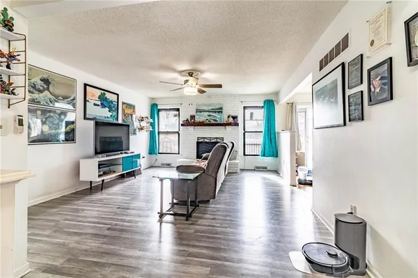 $238,630 | 28 Southeast 240th Road, Warrensburg, MO 64093