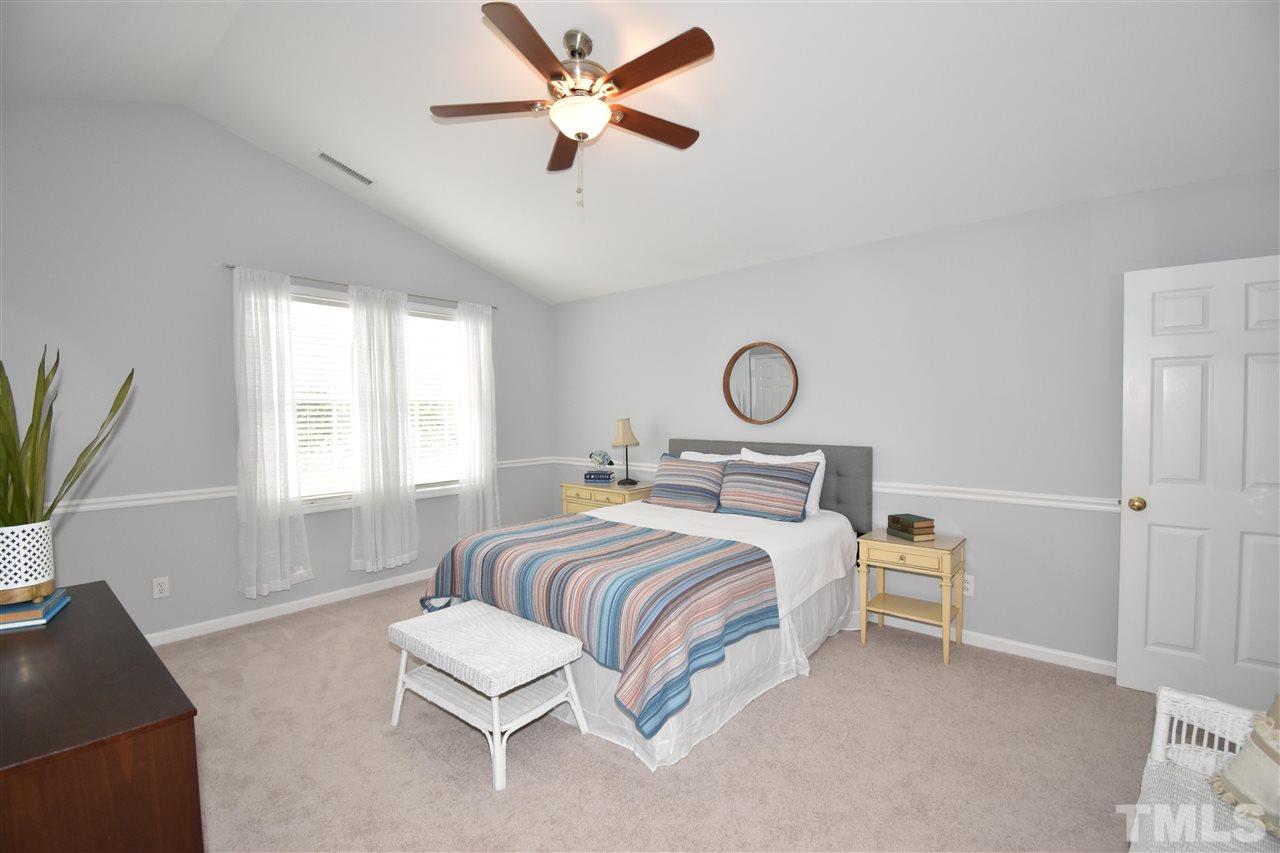 231 Inkster Cove Raleigh, NC 27603 - Photo 13 of 25