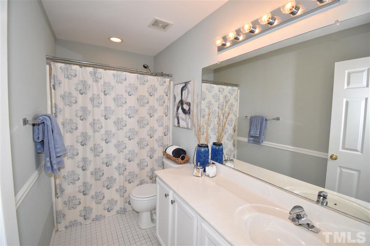 231 Inkster Cove Raleigh, NC 27603 - Photo 17 of 25