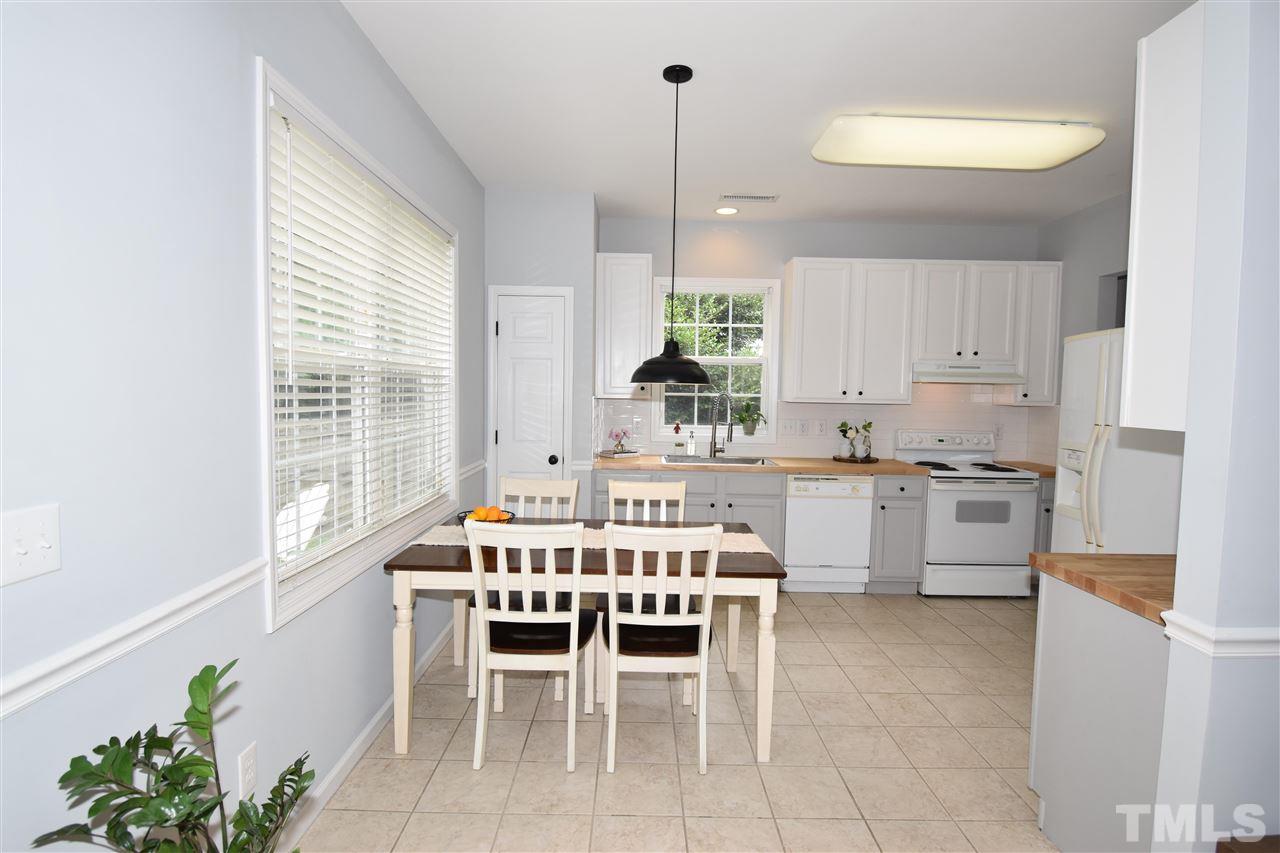 231 Inkster Cove Raleigh, NC 27603 - Photo 4 of 25
