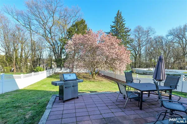 $3,800 | 483 Mt Prospect Avenue, Clifton, NJ 07012