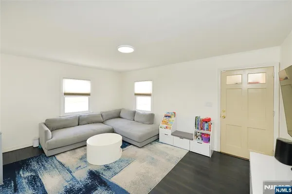 $3,800 | 483 Mt Prospect Avenue, Clifton, NJ 07012