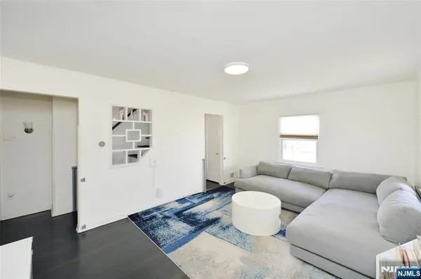 $3,800 | 483 Mt Prospect Avenue, Clifton, NJ 07012