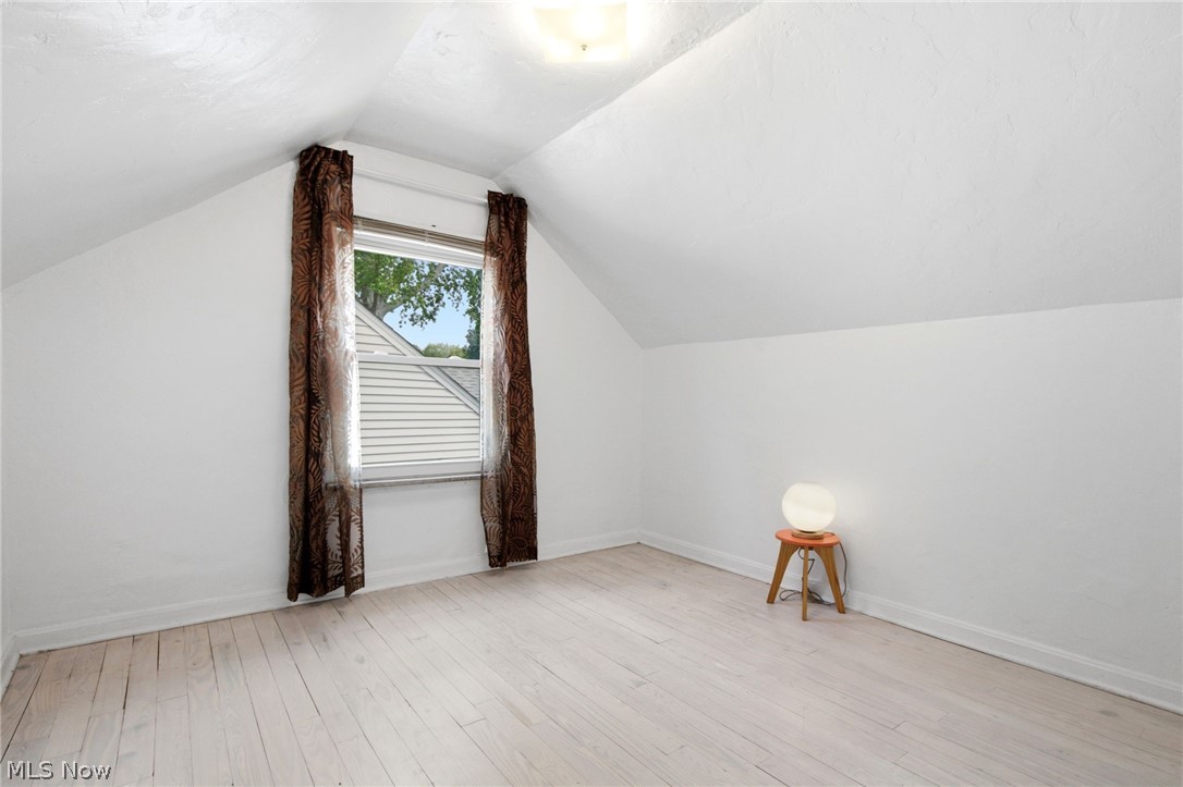 27850 Knickerbocker Road Bay Village, OH 44140 - Photo 21 of 33 Gallery Image 21
