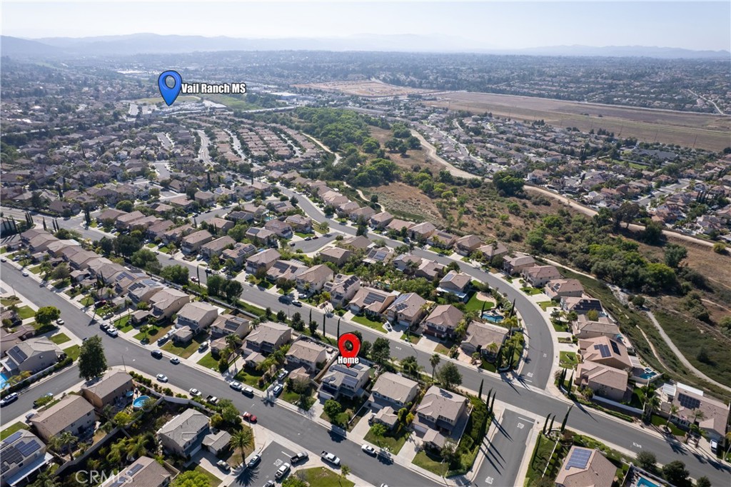 33938 Abbey Road Temecula, CA 92592 - Photo 4 of 42