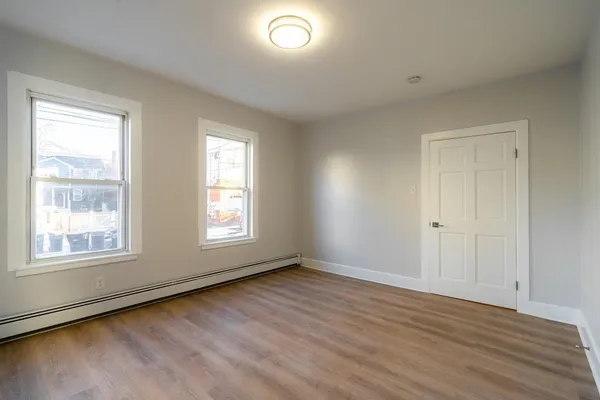 $3,650 | 326 Hurley Street, Unit 1, Cambridge, MA 02141