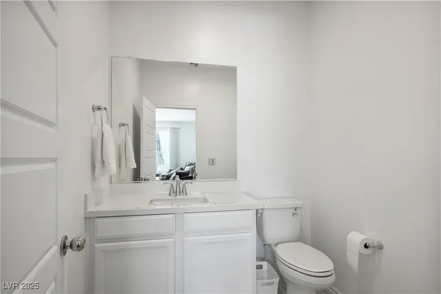 $470,000 | 6839 Greensmen Avenue, Las Vegas, NV 89156