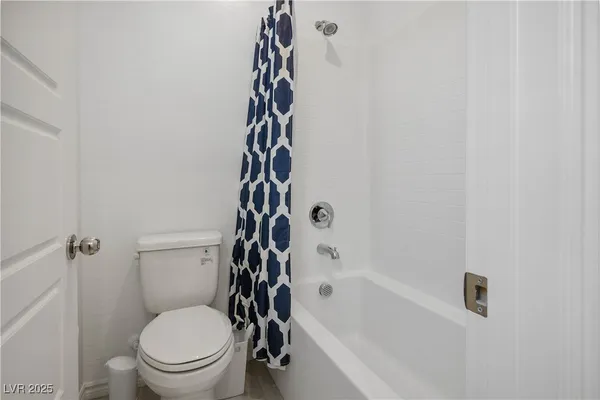$480,000 | 6839 Greensmen Avenue, Las Vegas, NV 89156