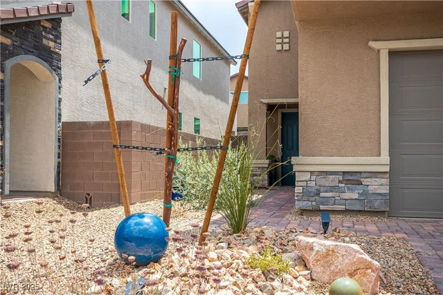 $470,000 | 6839 Greensmen Avenue, Las Vegas, NV 89156