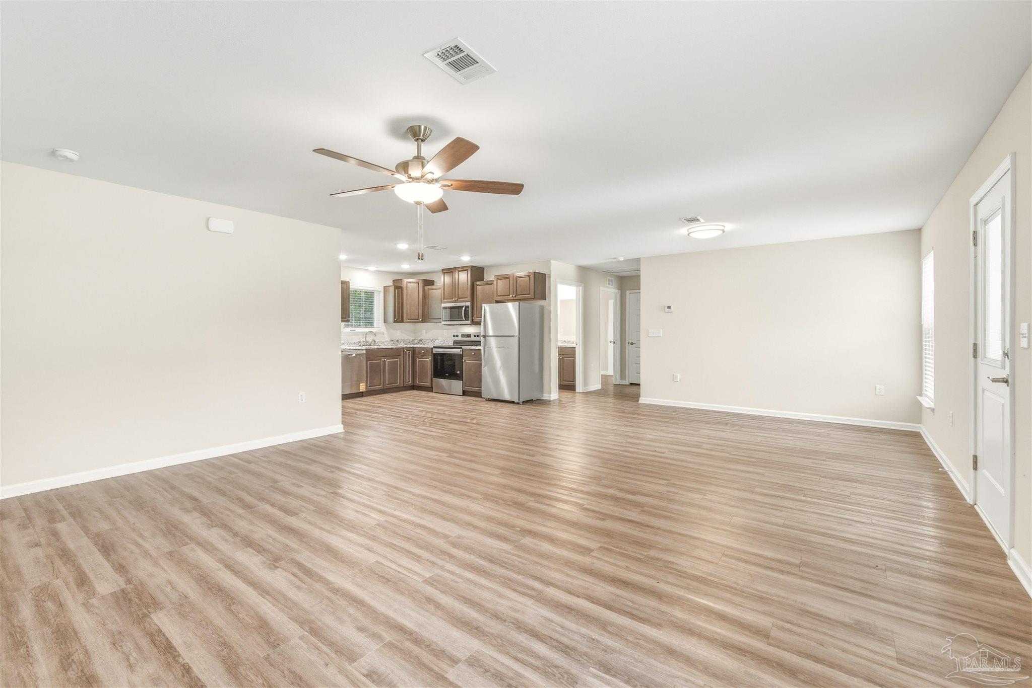 6884 Fast Gun Lane Milton, FL 32570 - Photo 8 of 35