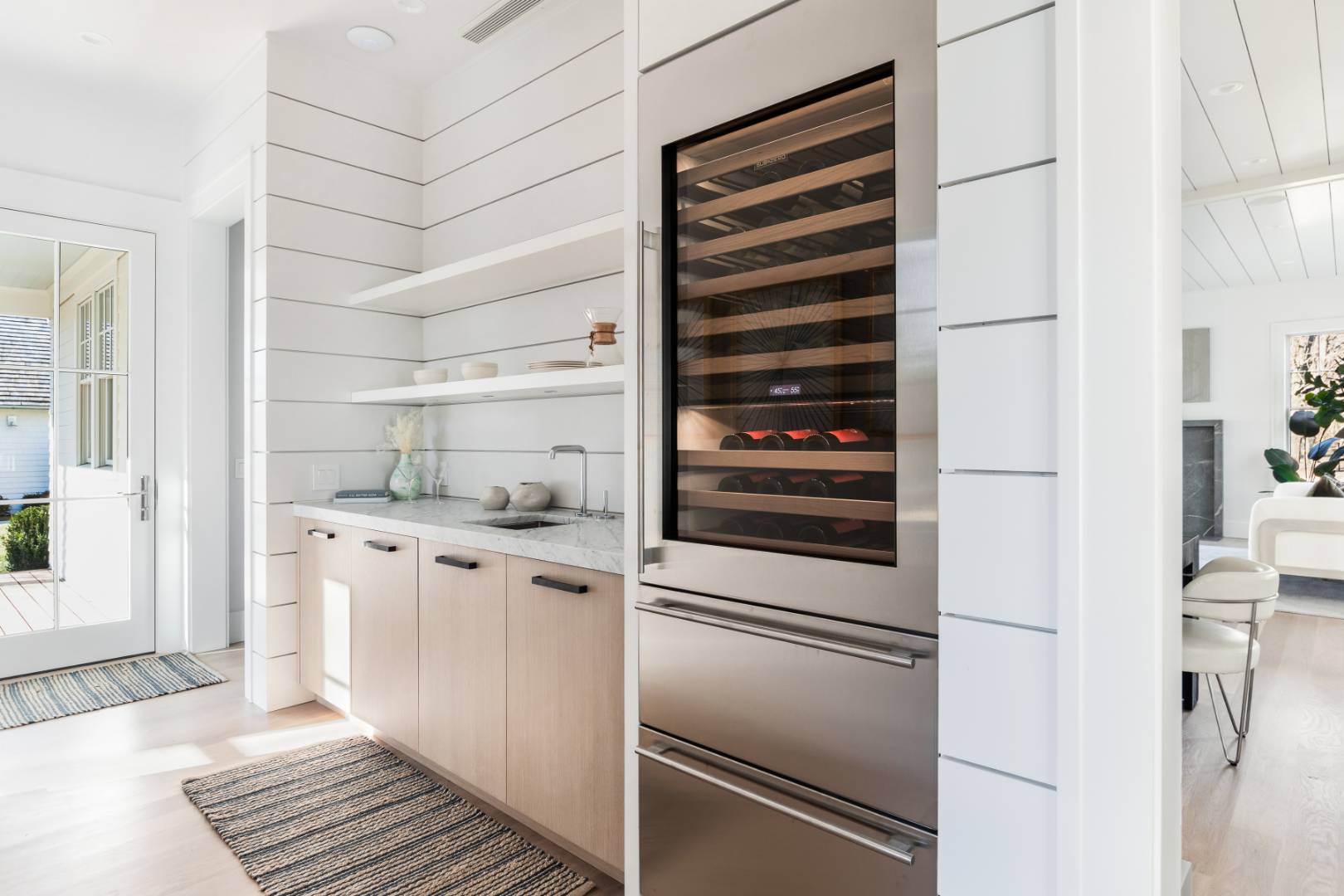7 Fieldview Lane East Hampton, NY 11937 - Photo 20 of 43 a kitchen with stainless steel appliances a refrigerator and cabinets