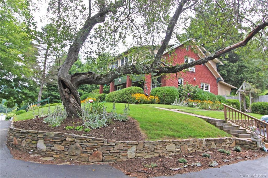 2839 Broadstone Road Banner Elk, NC 28604 - Photo 2 of 20 Gallery Image 2