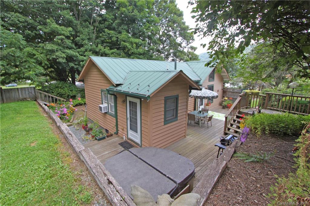 2839 Broadstone Road Banner Elk, NC 28604 - Photo 13 of 20 Gallery Image 13