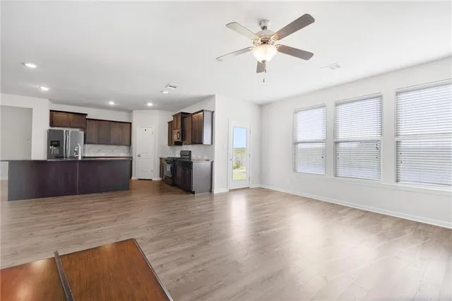 $2,300 | 440 West Lake Drive, Slidell, LA 70461