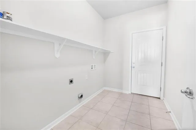 $2,300 | 440 West Lake Drive, Slidell, LA 70461