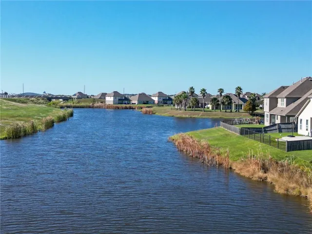 $2,300 | 440 West Lake Drive, Slidell, LA 70461