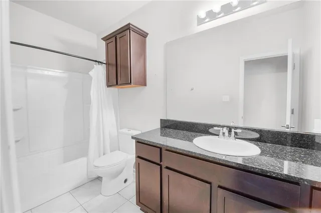 $2,300 | 440 West Lake Drive, Slidell, LA 70461