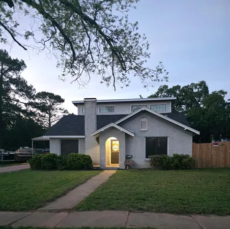$225,000 | 700 Broad Street, Brady, TX 76825
