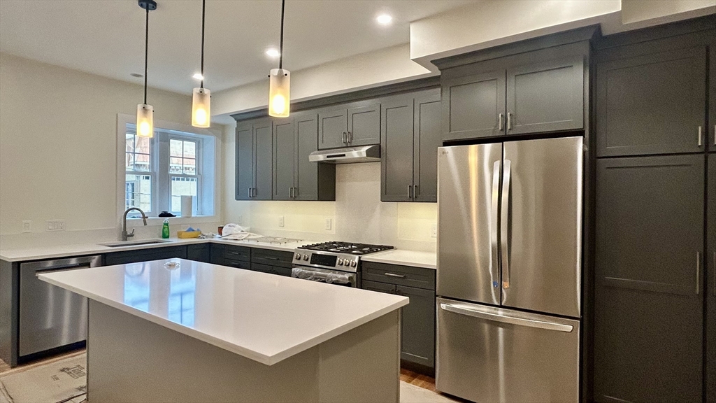 10 Dwight Street, Unit 2 Brookline, MA 02446 - Photo 2 of 15