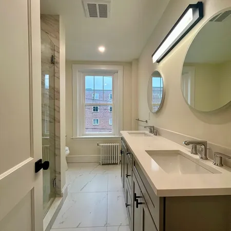 $6,000 | 10 Dwight Street, Unit 2, Brookline, MA 02446