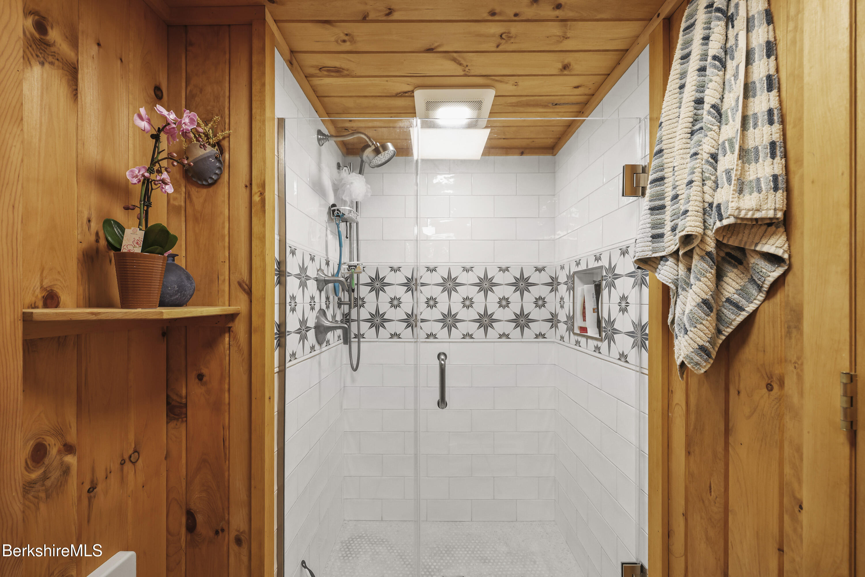 262 Stebbins Road Otis, MA 01253 - Photo 29 of 45 26-Primary Bath