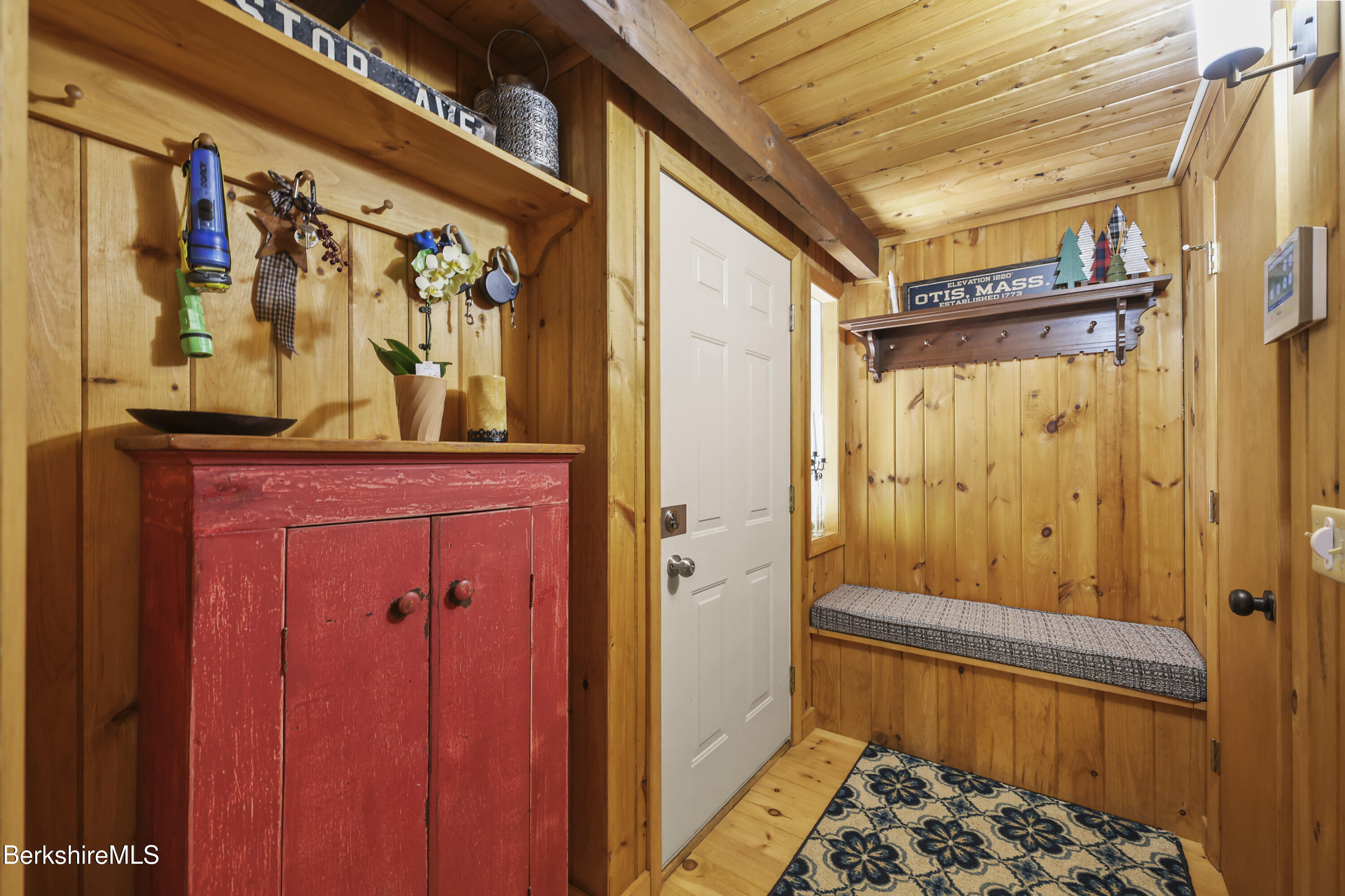 262 Stebbins Road Otis, MA 01253 - Photo 8 of 45 5-Entry-Mud Room