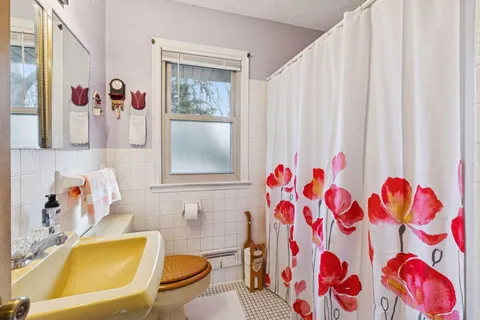 $325,000 | 7041 Georgia Avenue North, Brooklyn Park, MN 55428